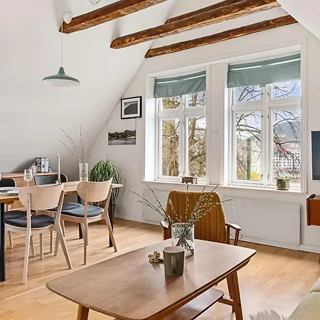 Design By Bryggen - View & Location *